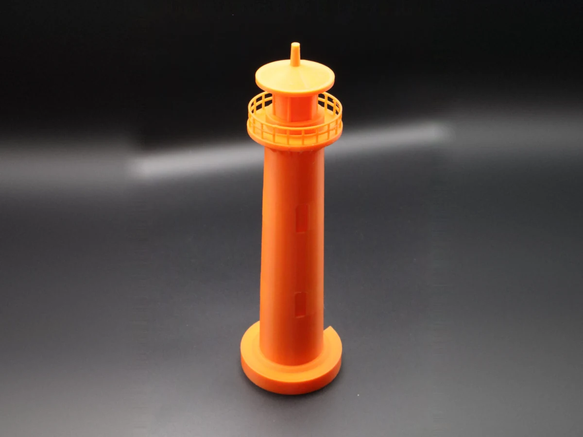 Gedrucktes Leuchtturm-Modell mit filigraner Galerie
